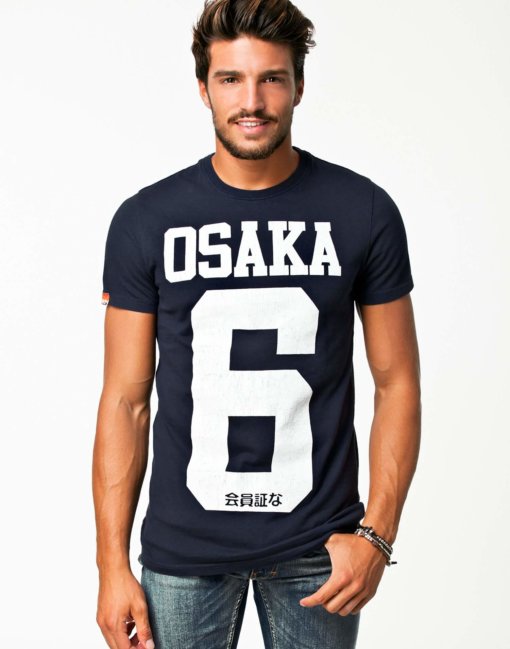 short sleeve shirt